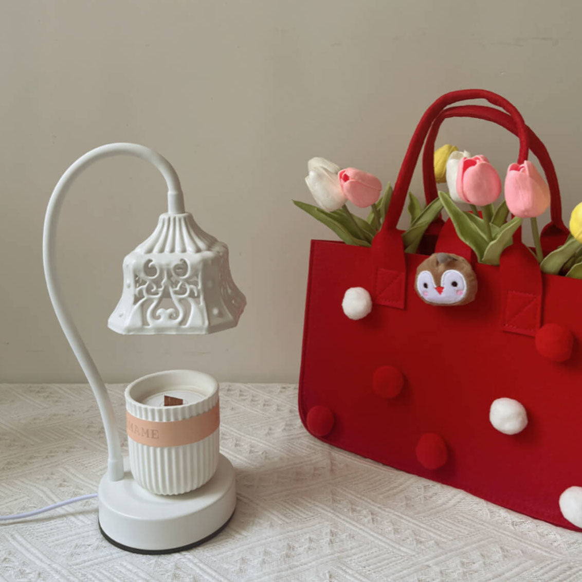 European Style Hollow Round Design Metal 1-Light Melting Wax Table Lamp