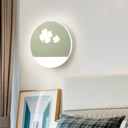 مصباح حائط LED دائري من الأكريليك بتصميم فراشة على شكل برسيم بأربع أوراق إبداعي من نورديك 