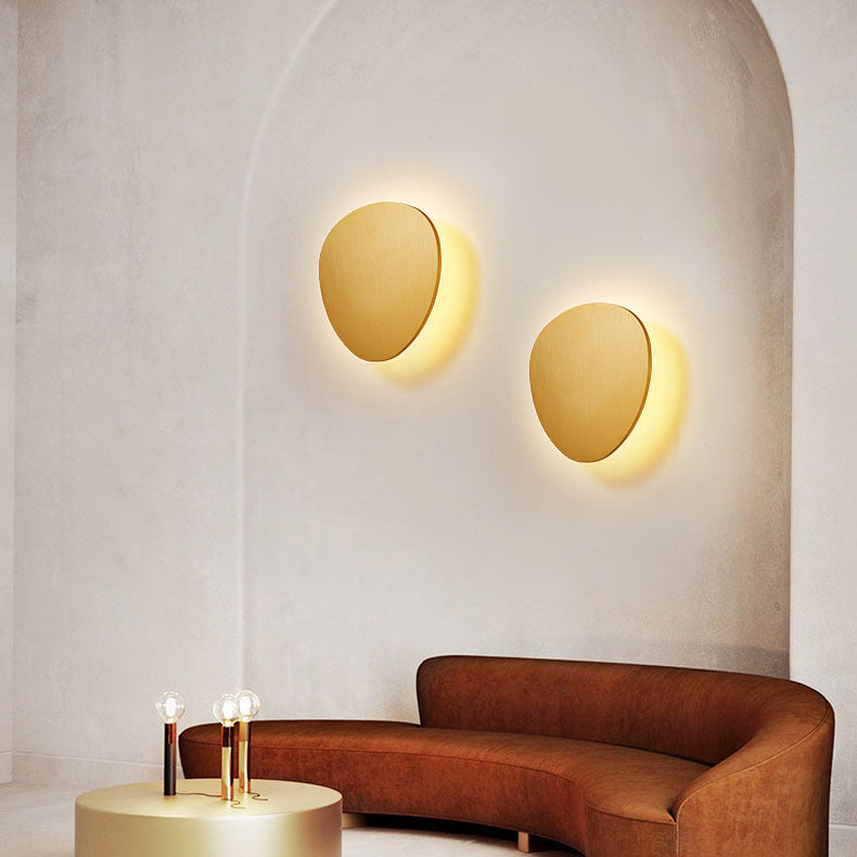 Contemporary Scandinavian Triangle Round Aluminum Acrylic LED Wall Sconce Lamp For Bedroom