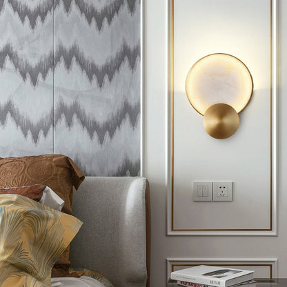 مصباح حائط LED دائري من الرخام والحديد بتصميم عصري بسيط لغرفة المعيشة 