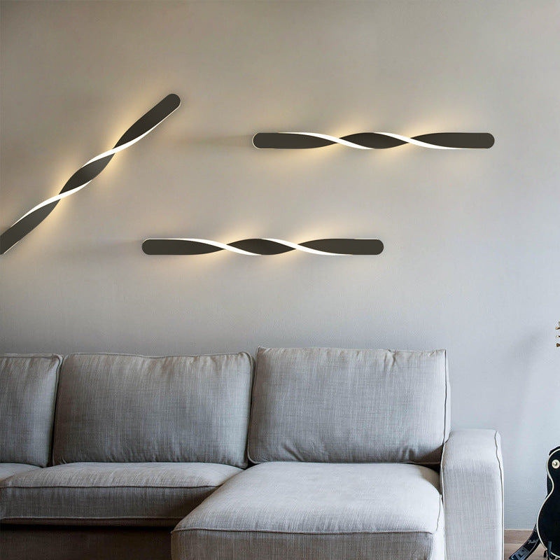 مصباح حائط LED طويل من الألومنيوم والسيليكون بتصميم حلزوني عصري بسيط لغرفة المعيشة 