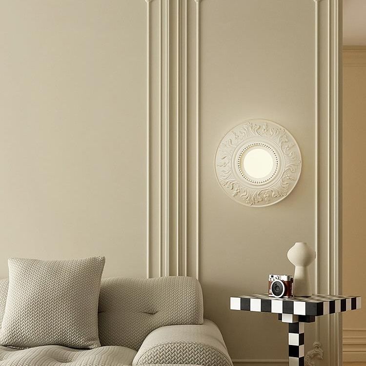 Traditional French Round Relief Resin Glass 1-Light Wall Sconce Lamp For Hallway