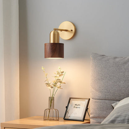 Nordic Light Luxury Retro Copper Walnut Round 1-Light Wall Sconce Lamp