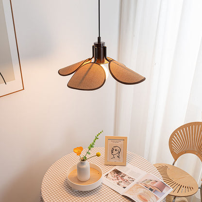 Traditional Japanese Vintage Iron Log Flower Shape 1-Light Pendant Light For Dining Room