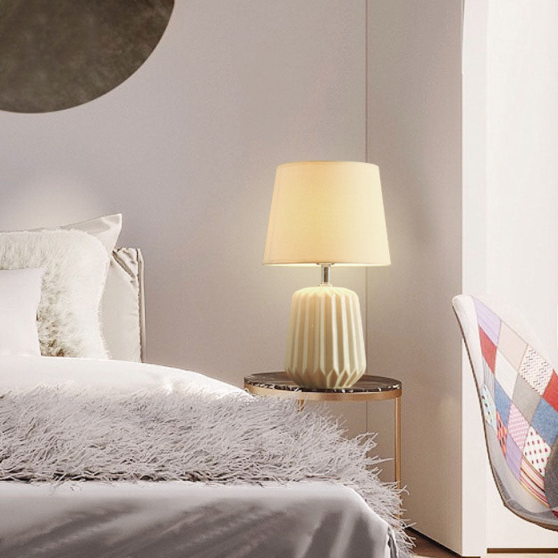 Nordic Macaron Ceramic Fabric 1-Light Table Lamp