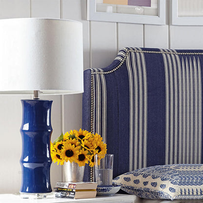 Modern Light Luxury Vintage Blue White Ceramic Linen 1-Light Table Lamp