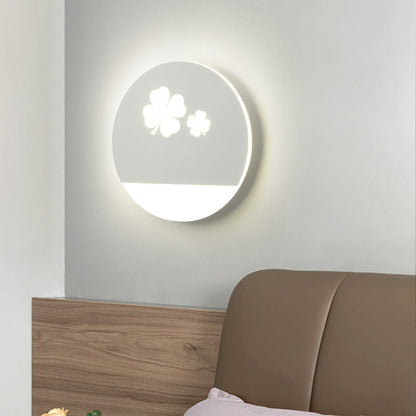 مصباح حائط LED دائري من الأكريليك بتصميم فراشة على شكل برسيم بأربع أوراق إبداعي من نورديك 