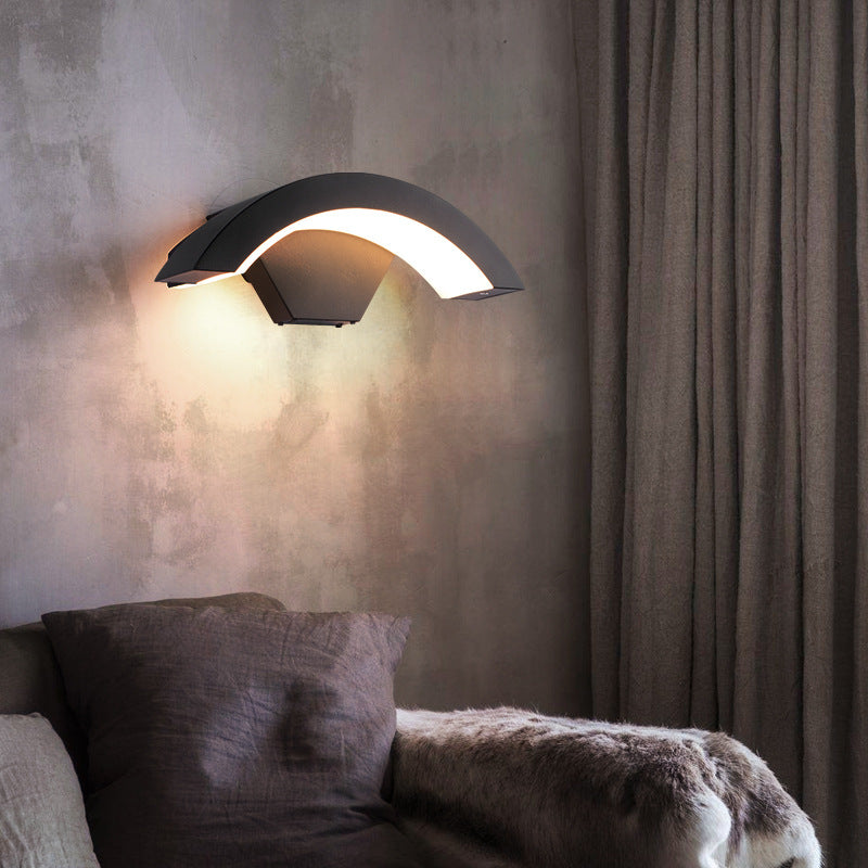 Contemporary Industrial Waterproof Human Sensor Aluminum Moon Shape LED Wall Sconce Lamp For Outdoor Patio