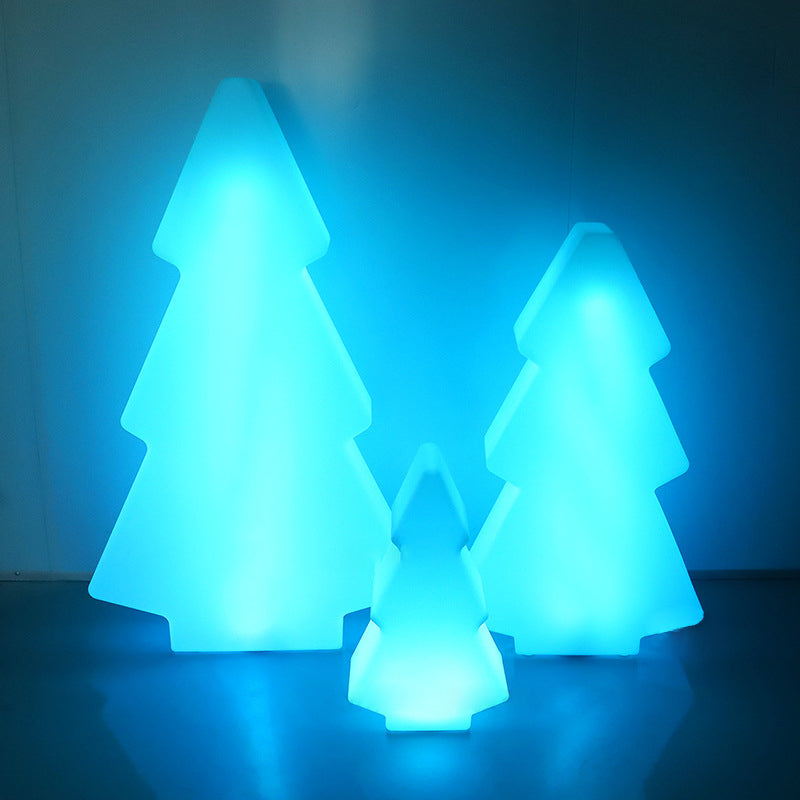 Modern Art Deco Waterproof Solar Rechargeable PE Christmas Tree LED RGB Landscape Lighting Outdoor Light For Garden