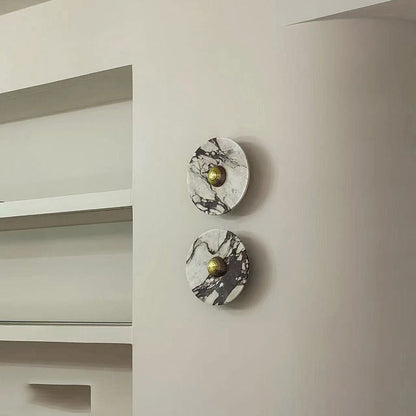 مصباح حائط LED دائري معدني معاصر من الرخام الإسكندنافي لغرفة المعيشة 