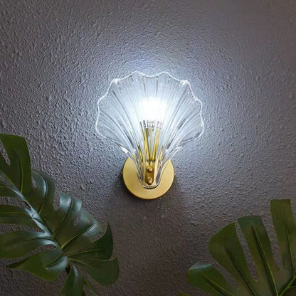 Contemporary Luxury Shell Glass Brass Finish Frame 1-Light Wall Sconce Lamp For Bedroom