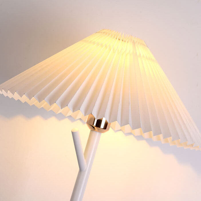 Nordic Minimalist Pleated Lampshade Tree Branch 1-Light Standing Floor Lamp