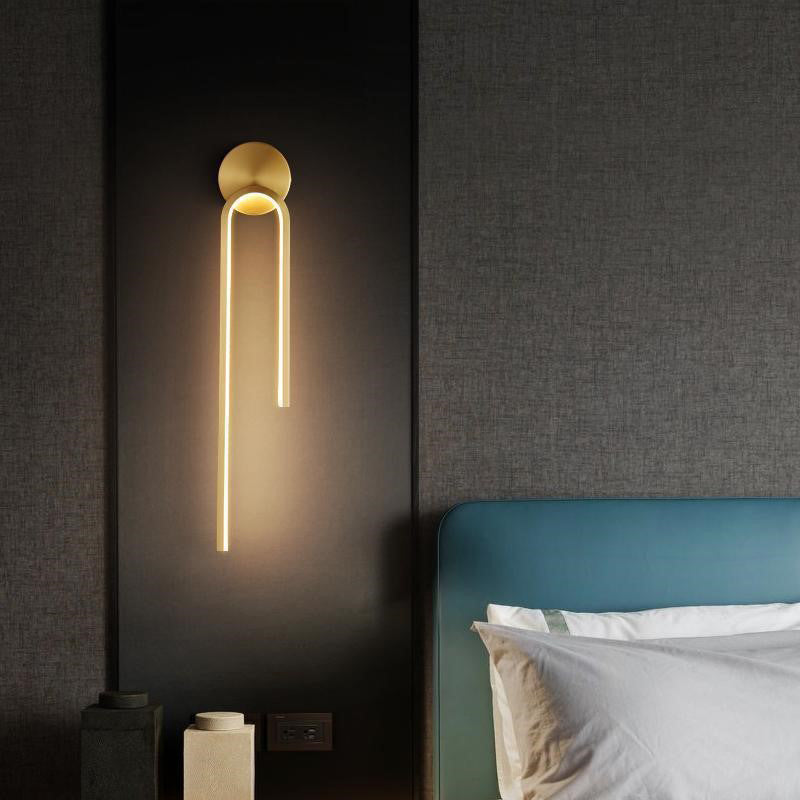 مصباح حائط LED بتصميم عصري بسيط مصنوع من النحاس والألومنيوم بخطاف دائري لغرفة النوم 