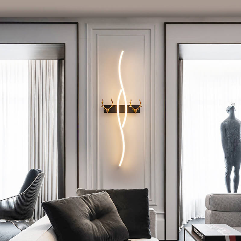 مصباح حائط LED من Nordic Light بتصميم شريطي فاخر منحني على شكل قرن الوعل 