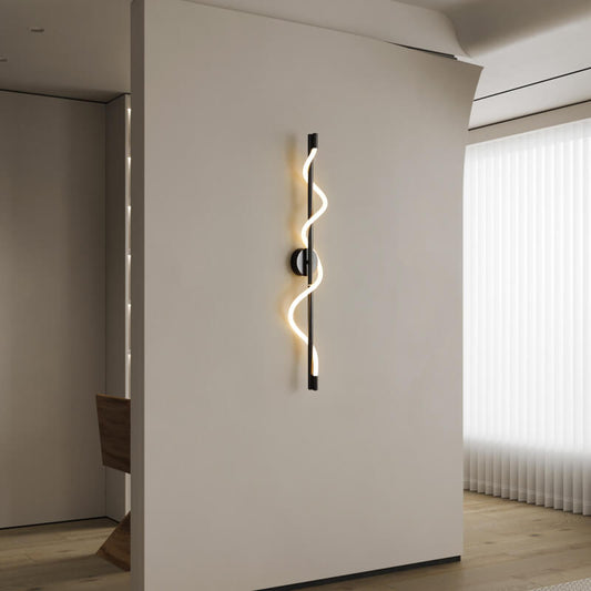 مصباح حائط LED نحاسي طويل ذو منحنى ملتوي عصري بسيط