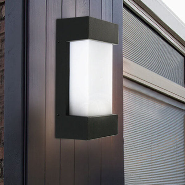 مصباح حائط LED خارجي مقاوم للماء مصنوع من الأكريليك بتصميم مربع بسيط وحديث 