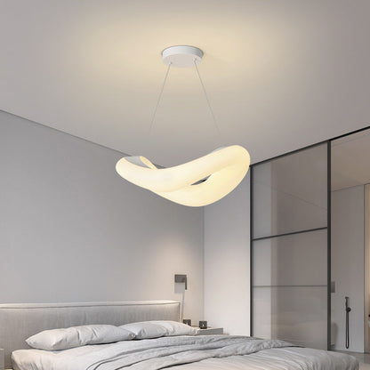 مصباح LED معلق بتصميم عصري بسيط من مادة البولي إيثيلين على شكل حلقة مموجة لغرفة النوم