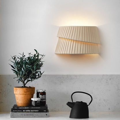 Traditional French Cream Half Circle Woven Fabric 1-Light Wall Sconce Lamp For Bedroom