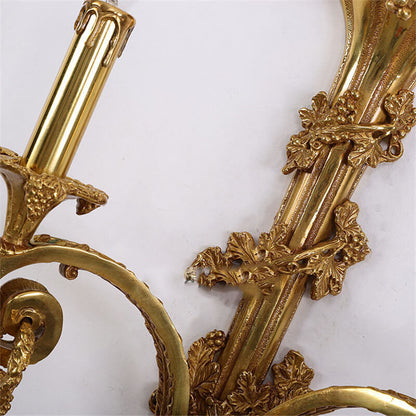 حامل شموع نحاسي أوروبي حديث مزود بمصباحين مثبتين على الحائط 