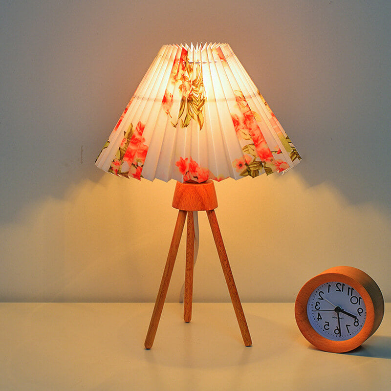 Nordic Retro Tripod Pleated Design Umbrella 1-Light Table Lamp