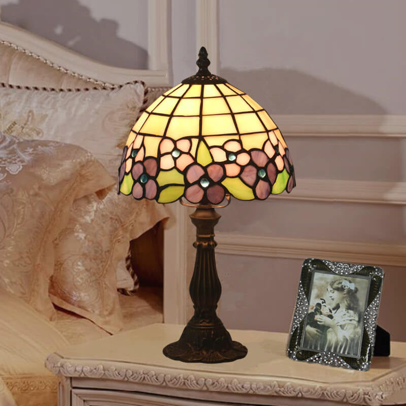 Creative Retro Tiffany Glass Shade 1-Light Table Lamp