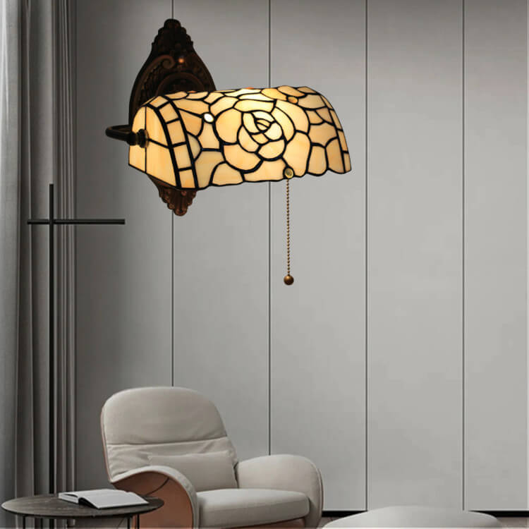 Traditional Tiffany Floral Stained Glass 1-Light Wall Sconce Lamp For Living Room