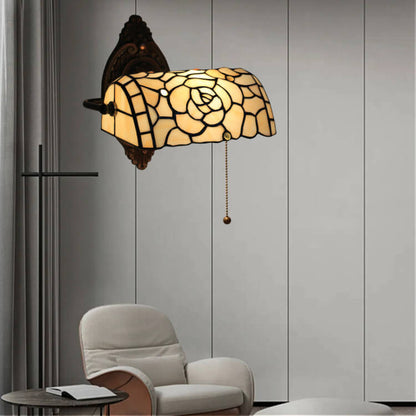 Traditional Tiffany Floral Stained Glass 1-Light Wall Sconce Lamp For Living Room