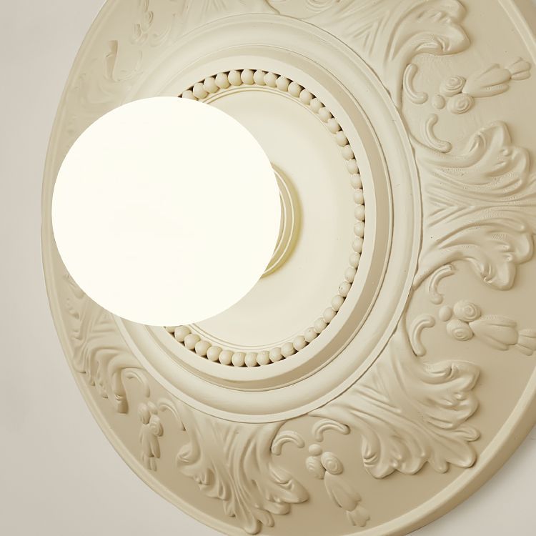Traditional French Round Relief Resin Glass 1-Light Wall Sconce Lamp For Hallway