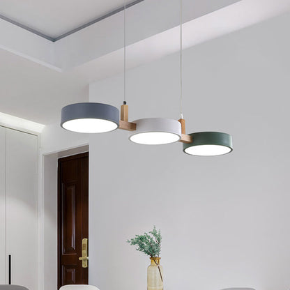ثريا جزيرة LED معاصرة من الخشب الصلب مصنوعة من الأكريليك والمعدن بتصميم دائري على طراز الماكارون الإسكندنافي لغرفة الطعام 