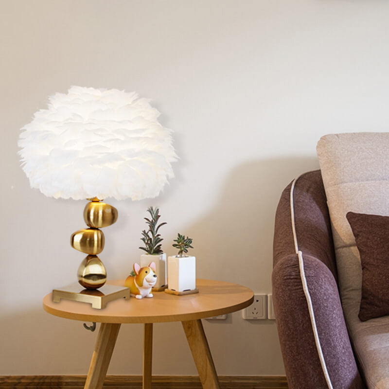 Nordic Creative White Feather Pom Pom 1-Light Table Lamp