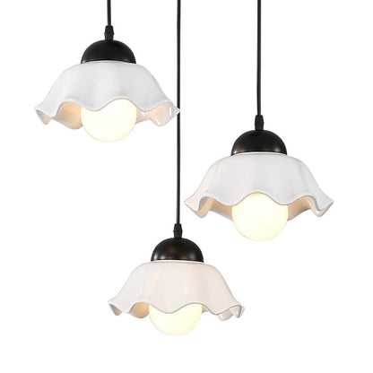 مصباح معلق سيراميكي من Nordic Rustic Hardware بإضاءة 1/3 