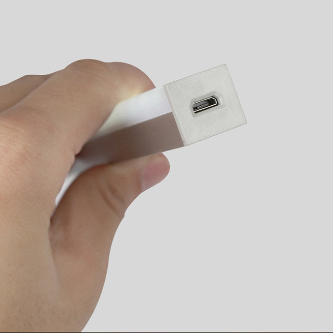 مصباح حائط LED مكعبي الشكل بتصميم عصري بسيط مع مستشعر تلقائي لغرفة المعيشة 