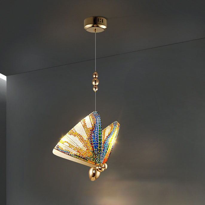 Modern Luxury Acrylic Butterfly Zinc Alloy Iron Frame LED Pendant Light For Bedroom