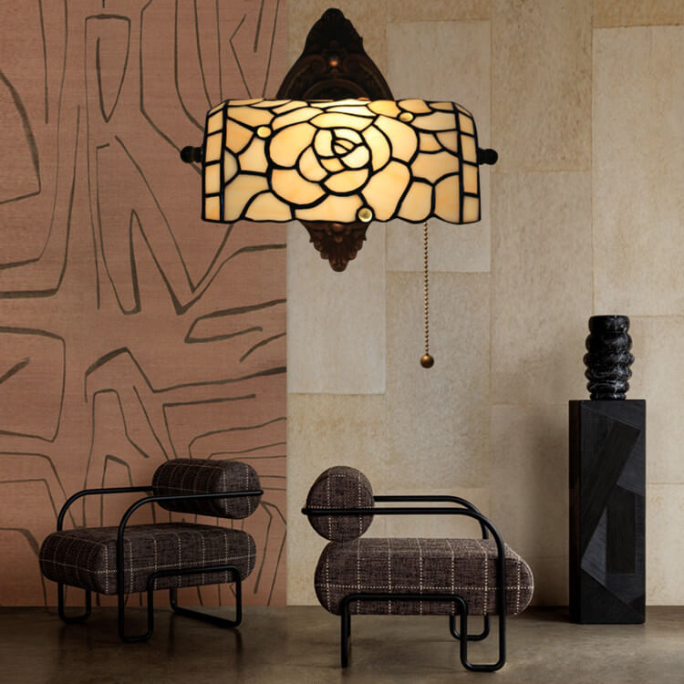 Traditional Tiffany Floral Stained Glass 1-Light Wall Sconce Lamp For Living Room