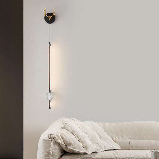 مصباح حائط LED مصنوع من السيليكون الكريستالي النحاسي بالكامل بتصميم عصري بسيط لغرفة النوم 