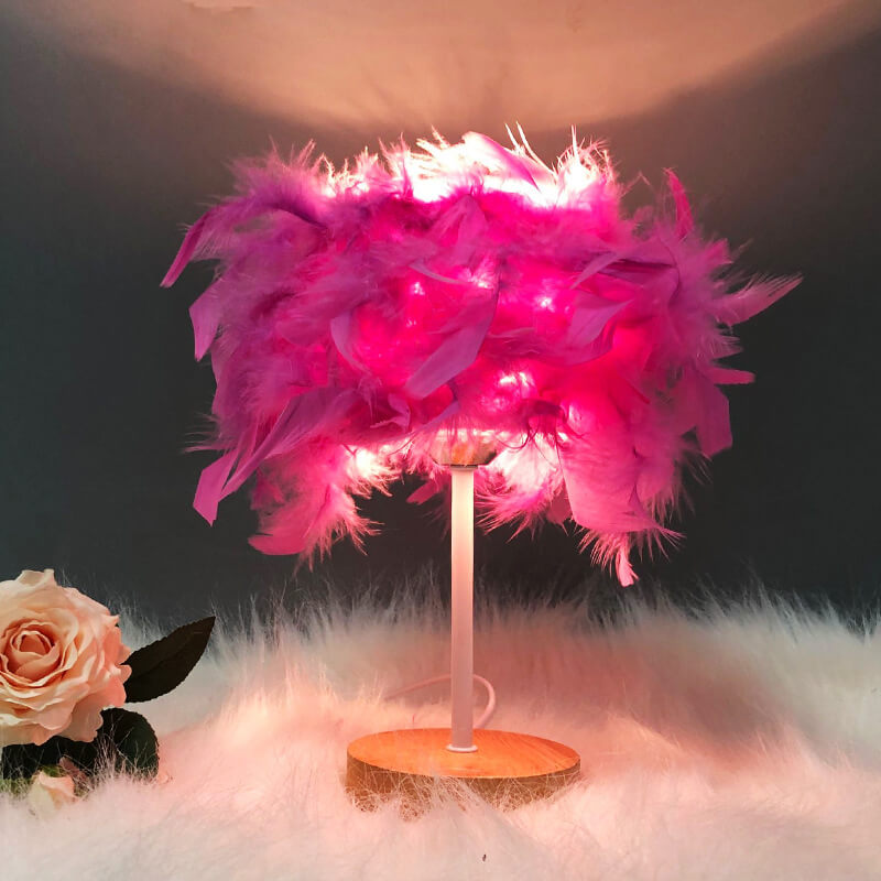 Nordic Creative Feather 1-Light Night Light Decorate Table Lamp