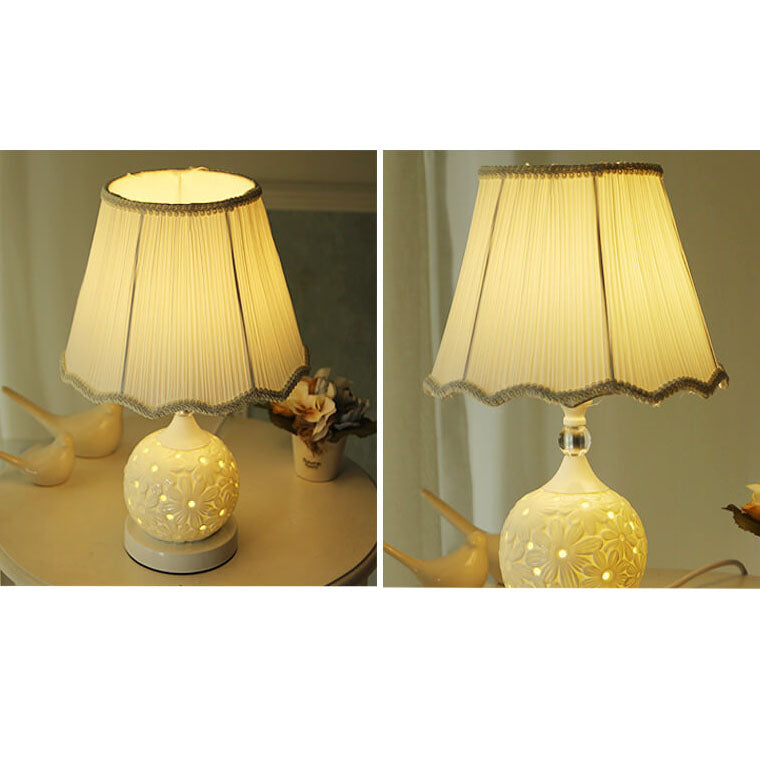 European Minimalist Ceramic Remote Control Dimming 1-Light Table Lamp