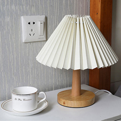 Vintage Pleated Umbrella-shaped LED Table Lamp