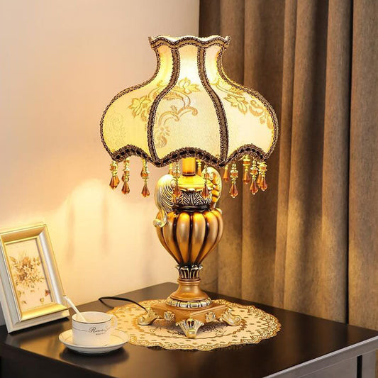 Traditional European Vintage Fabric Beaded Curtain Resin Base Palace 1-Light Table Lamp For Study