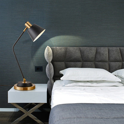 Modern Minimalist Solid Color Iron 1-Light Table Lamp