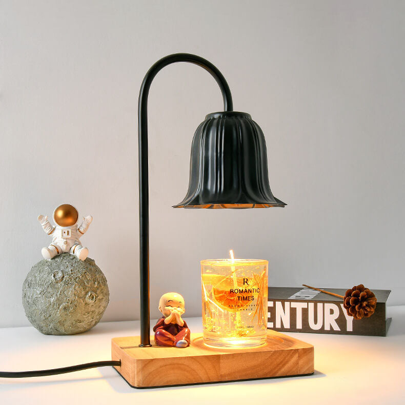 European Log Hardware Timing 1-Light Melting Wax Table Lamp