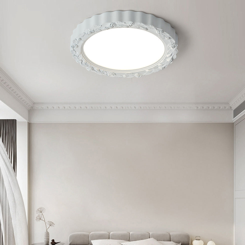 Traditional Vintage Round Petal Iron Resin Acrylic LED Flush Mount Ceiling Light For Bedroom