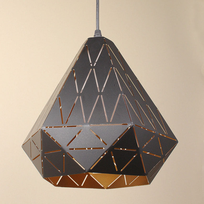 مصباح معلق مثلثي من الحديد بتصميم هندسي بسيط من Nordic Simplicity مزود بمصباح واحد 