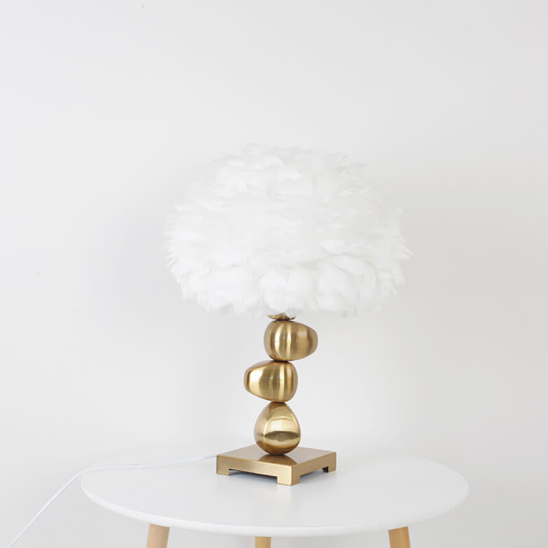 Nordic Creative White Feather Pom Pom 1-Light Table Lamp