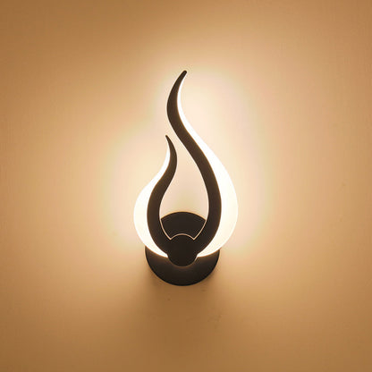 مصباح حائط LED بتصميم عصري بسيط مصنوع من الأكريليك على شكل لهب مزود بمصباح واحد 