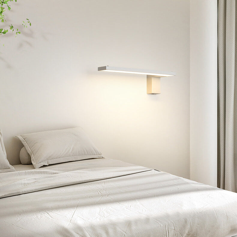 مصباح حائط LED مستطيل الشكل مصنوع من الحديد والأكريليك بتصميم عصري بسيط 