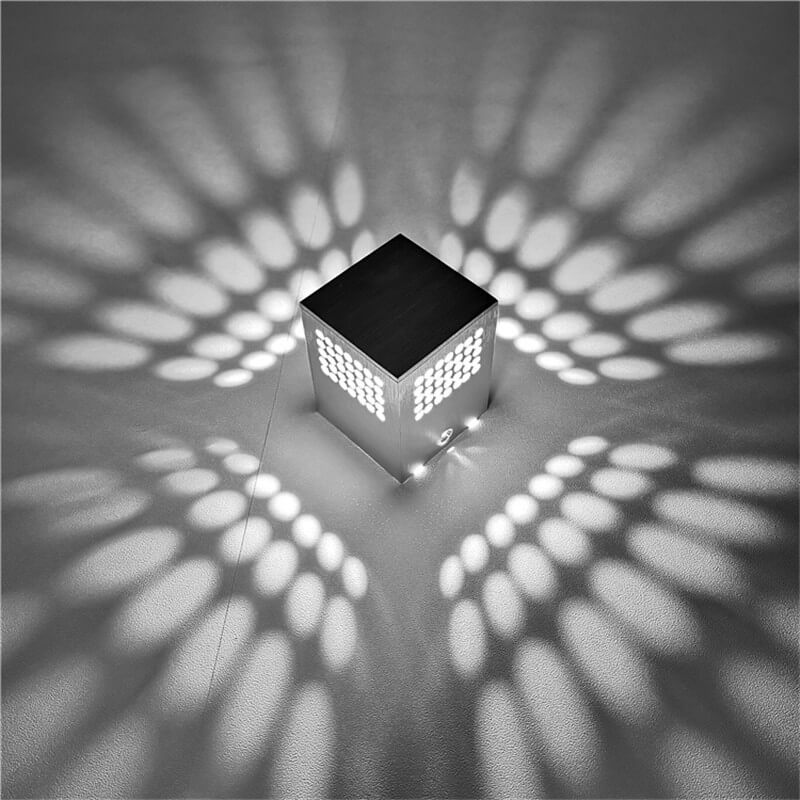 Modern Creative Square Cube Aluminum LED Wall Sconce Lamp
