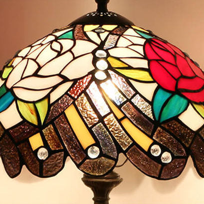 Retro Tiffany Peony Pattern Stained Glass Dome 1-Light Table Lamp