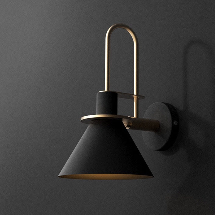 مصباح حائط معاصر من الحديد بتصميم قرن الماكارون الإسكندنافي، مزود بإضاءة واحدة، للمدخل 