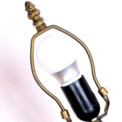 Traditional Tiffany Vintage Rose Stained Glass 1-Light Table Lamp For Study